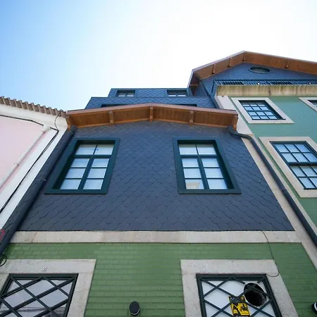 Joivy Elegant Apt Near Beach & City Centre アパート ポルト