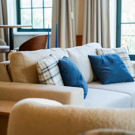 Joivy Elegant Apt Near Beach & City Centre ポルト