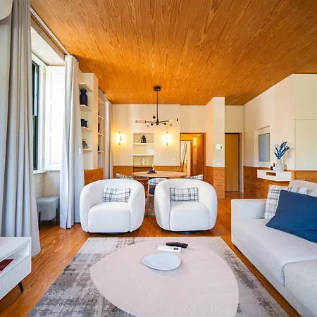 Joivy Elegant Apt Near Beach & City Centre * ポルト