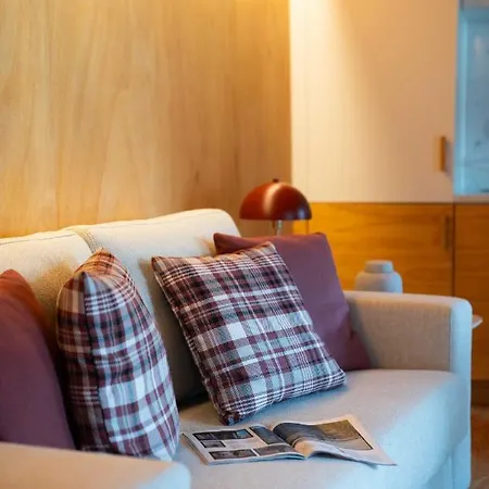 アパート Joivy Elegant Apt Near Beach & City Centre ポルト