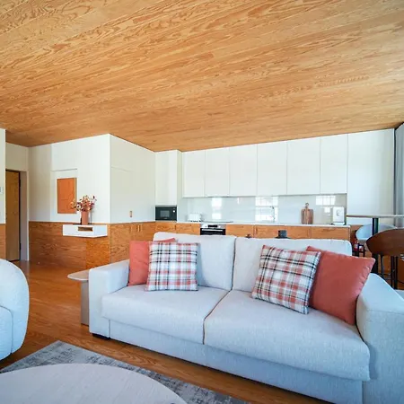 アパート Joivy Elegant Apt Near Beach & City Centre ポルト
